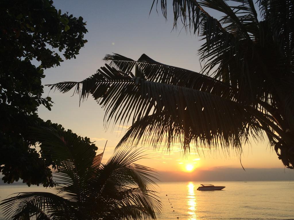 Sunshine Beach Condotel Na Chom Thian Bagian luar foto